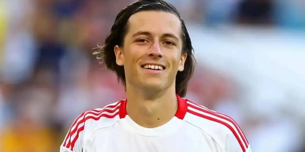 阿尔瓦罗·卡雷拉斯签约皇马暗藏隐忧，西甲规则或迫使阵容大调