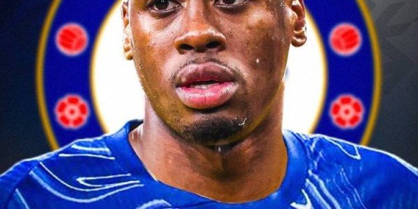 记者：切尔西签吉滕斯的转会费总价为6500万欧，合同至2032年