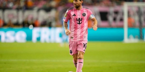 38岁球员身价榜：梅西、C罗包揽前二，莫德里奇位列第三！